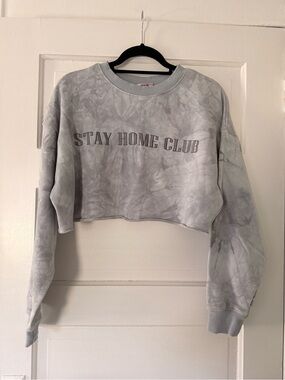 NWOT Bailey Rose Embroidered Tie-Dye Cropped Sweatshirt